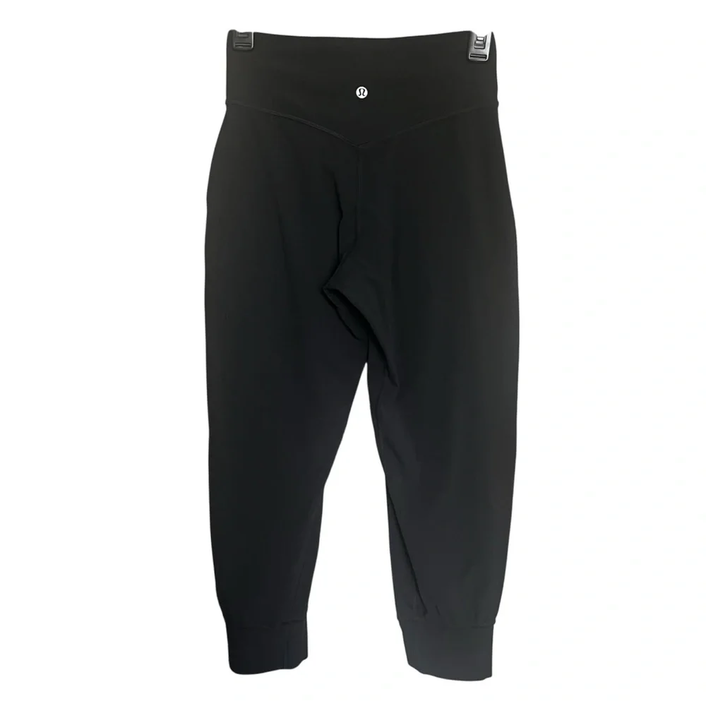 Lululemon Align Jogger Crop SZ 4 BLK Yoga Workout Gym Stretch Lightweight Nulu - Picture 5 of 9